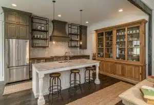 Read more about the article Is Kitchen Cabinet Refacing Worth It In 2022?